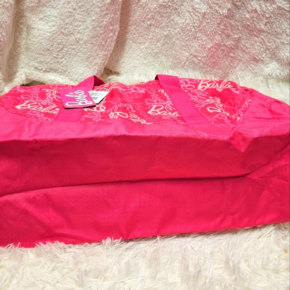 Barbie Large Duffle Bag Weekender Travel Gym Bag With Logo & Detachable Strap - Picture 5 of 5